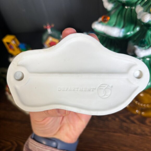 Department 56 Accessories Brick Lift, North Pole Sleigh, School Sleigh Express - Picture 4 of 12